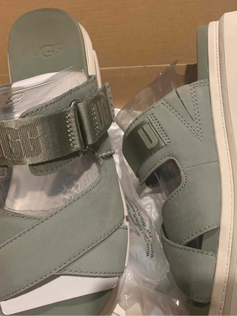 UGG W Ashton Slide Sandals in Sage Green with White Sole